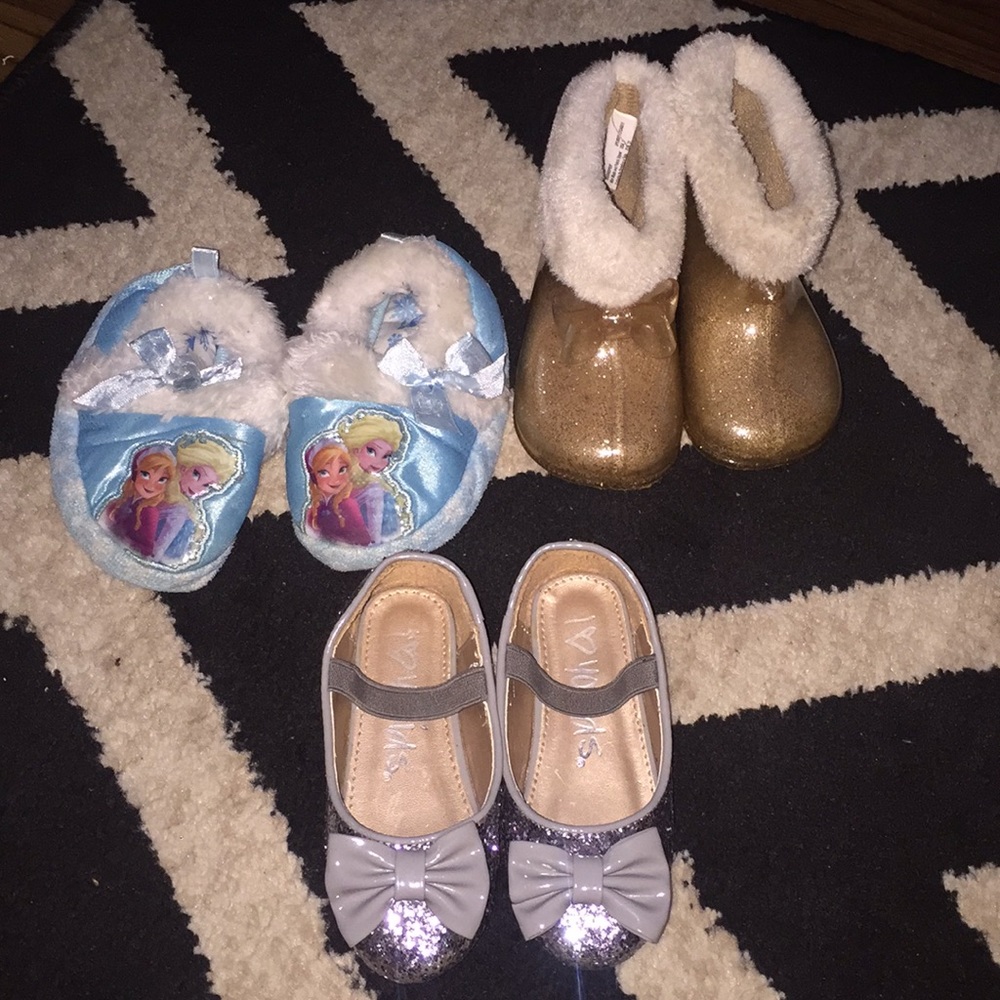 Shoes all size 5